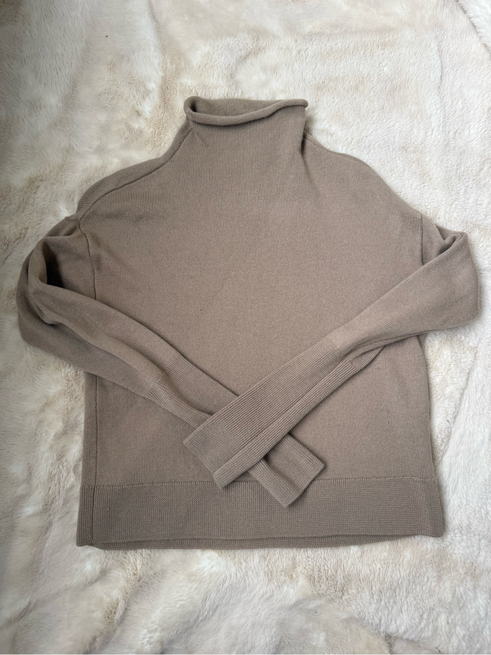Aritzia Wilfred Turtleneck Knit Sweater - Brown